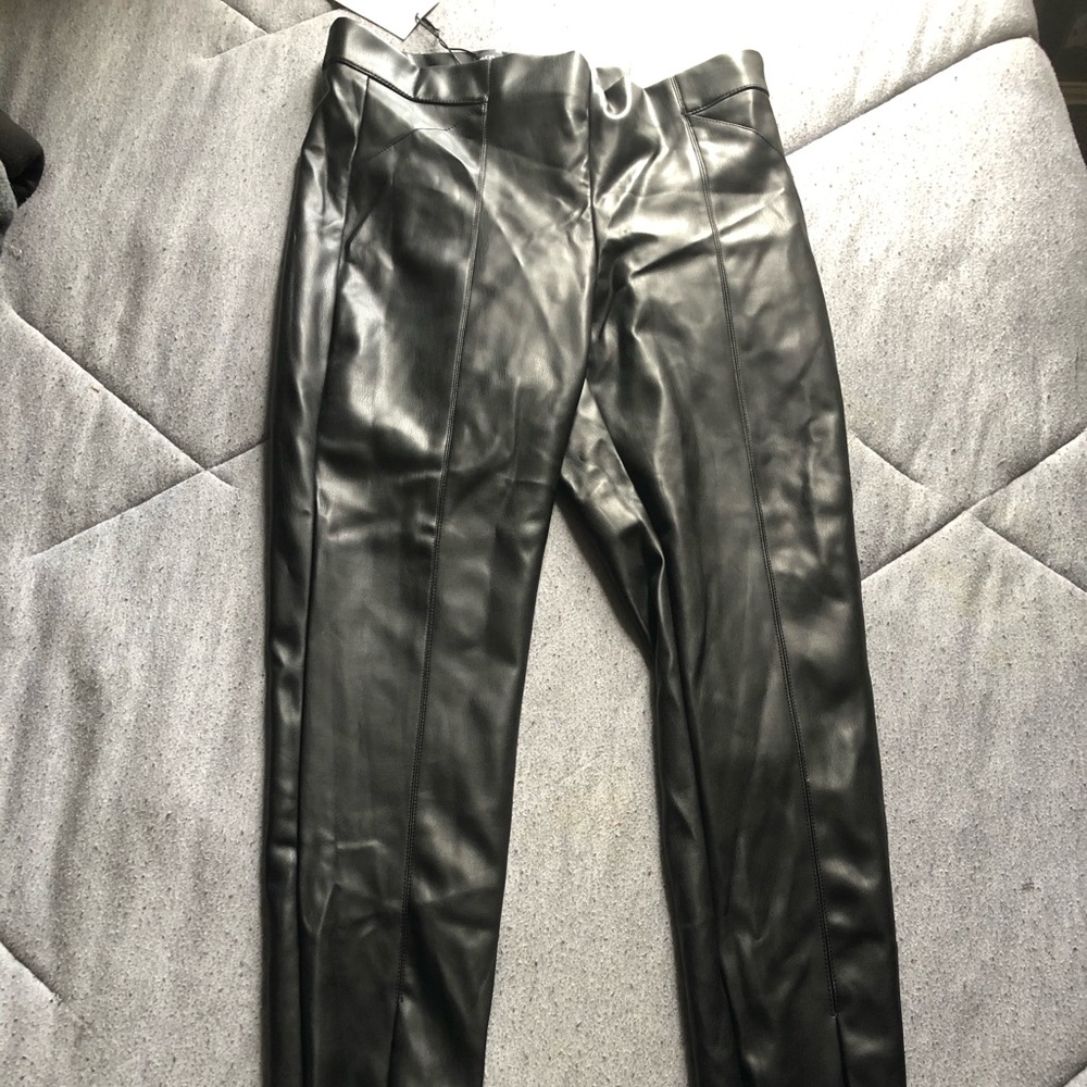 BNWT ZARA WOMENS FAUX LEATHER LEGGING IN LARGE